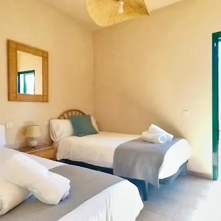 Вилла La Maison Dandres, By Comfortable Luxury Ла-Олива