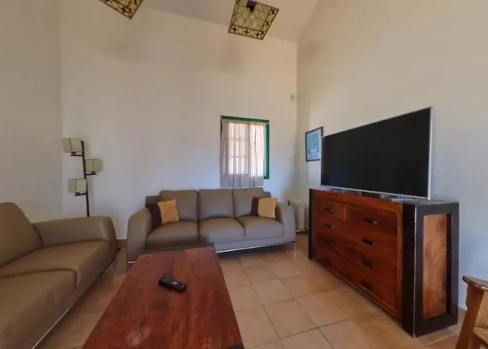 La Maison Dandres, By Comfortable Luxury Villa La Oliva